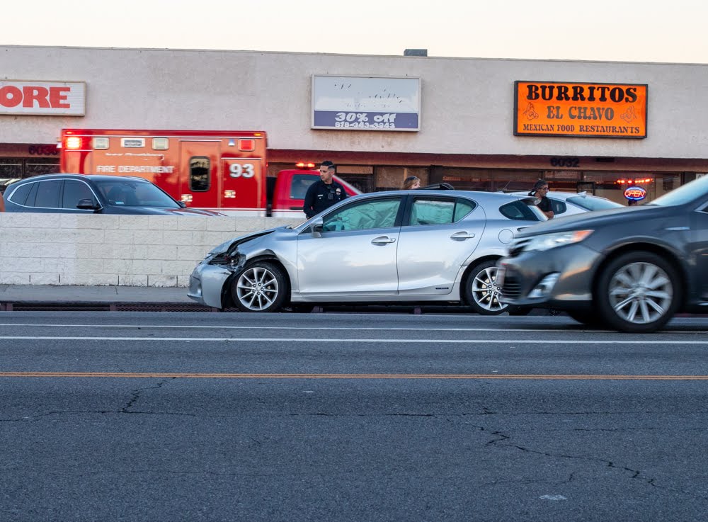 Paradise, NV – Car Crash with Injuries Reported on S Sandhill Rd near E Sunset Rd