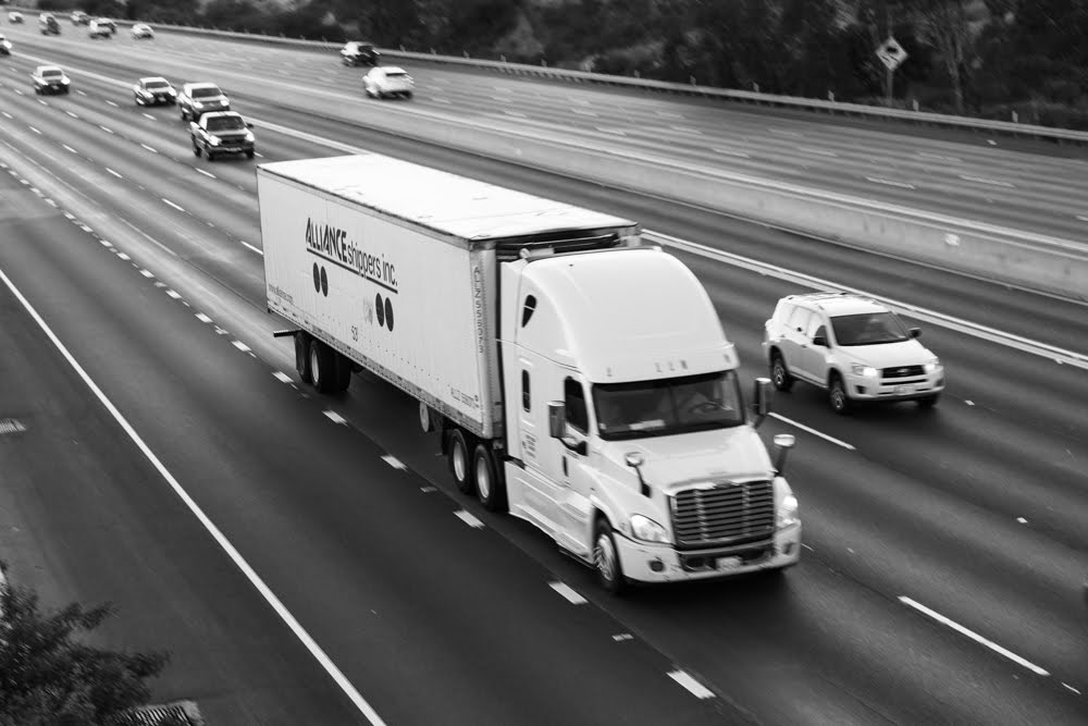 Las Vegas, NV One Killed in Truck Crash on I10 near