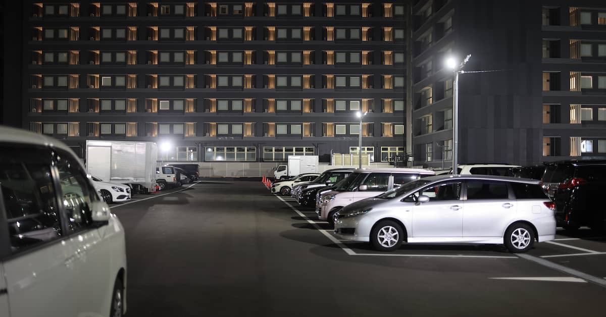 Poorly lit parking structure with negligent security | Burg Simpson